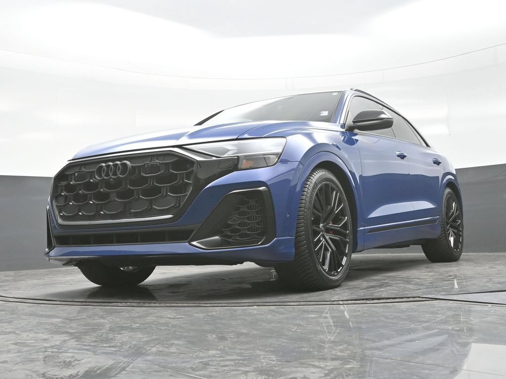 Used 2024 Audi SQ8 Prestige AWD/4WD image 24