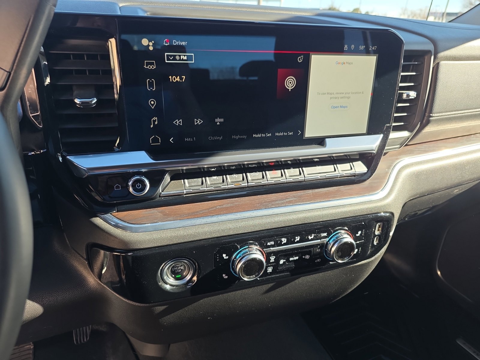 Used 2024 GMC Sierra 1500 SLT image 18