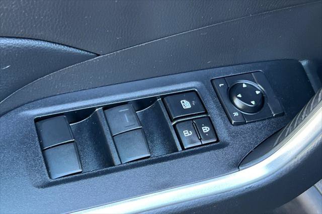 Certified 2021 Toyota RAV4 LE AWD/4WD image 13