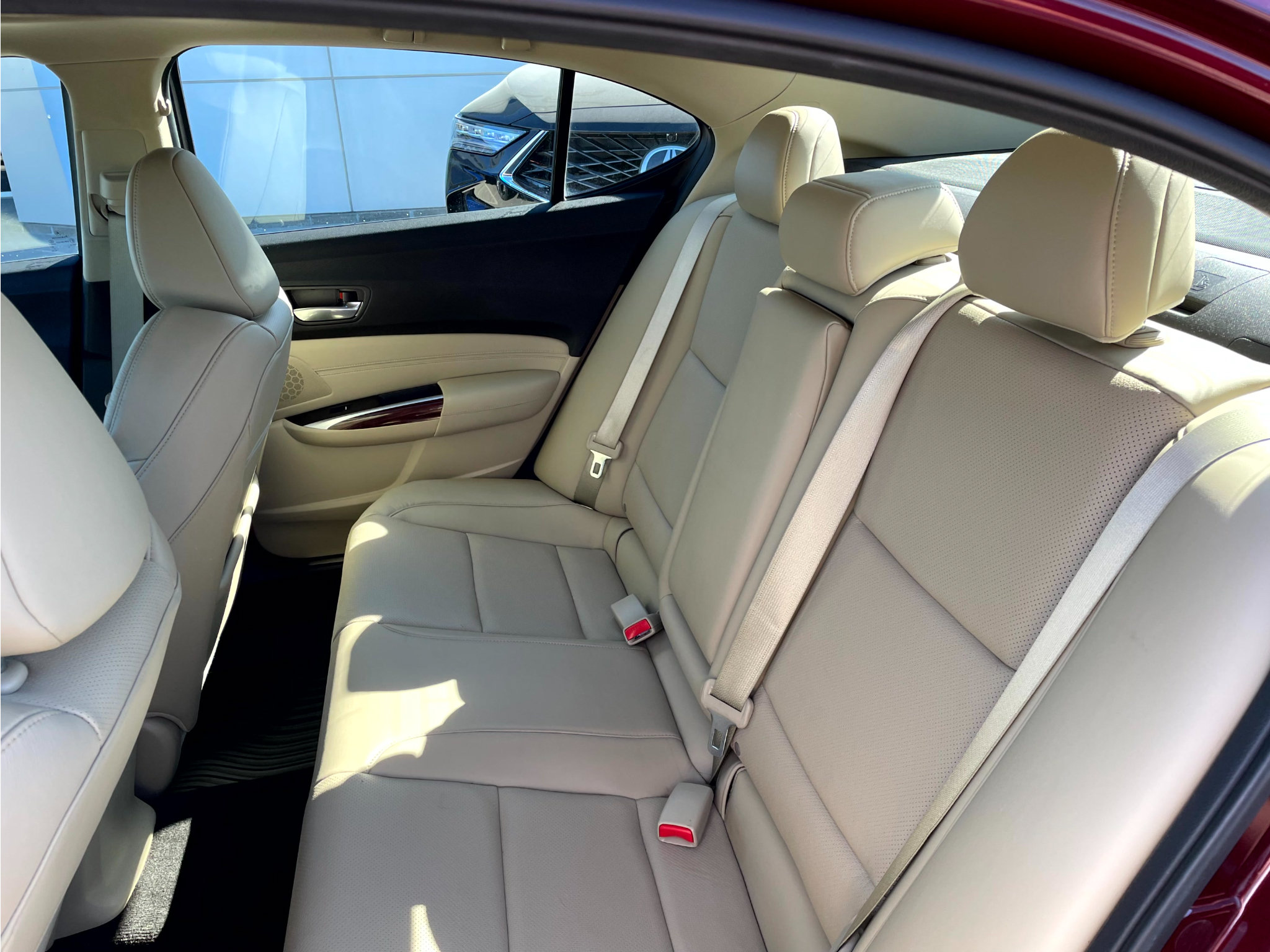 Used 2016 Acura TLX w/ Technology Package FWD image 10