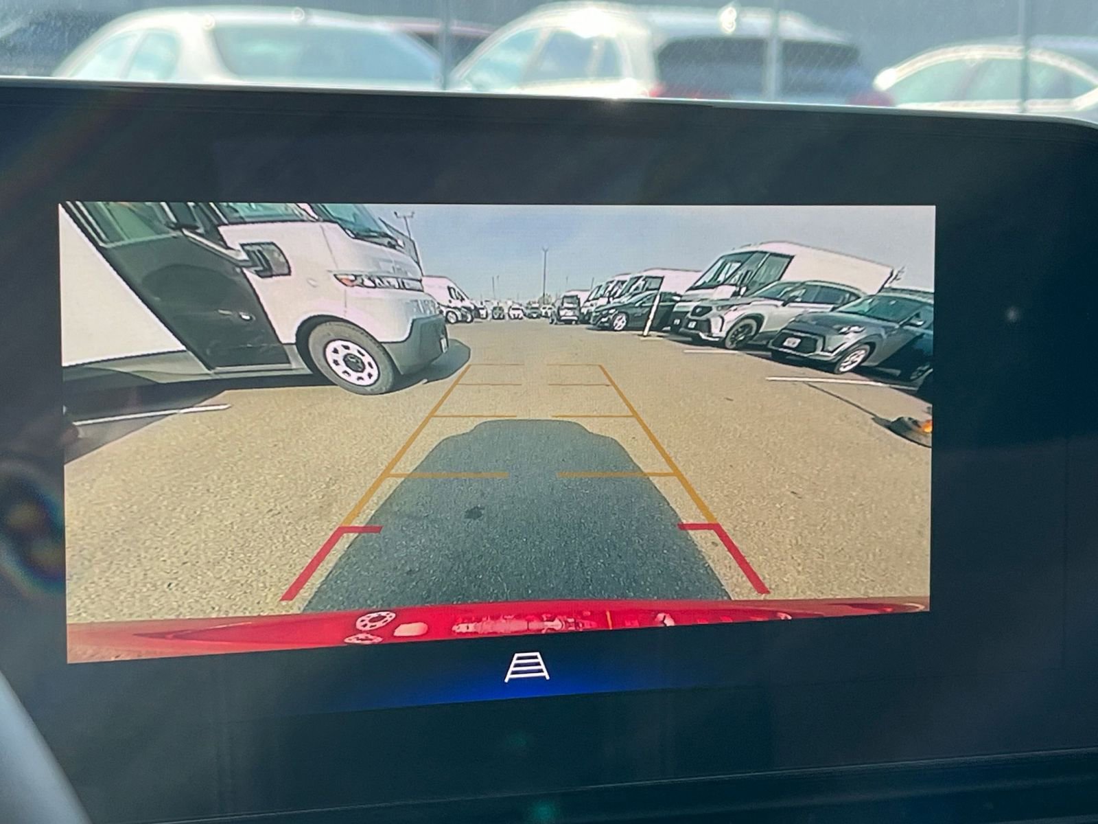 Used 2025 Chevrolet Trax LT w/ LT Convenience Package image 17