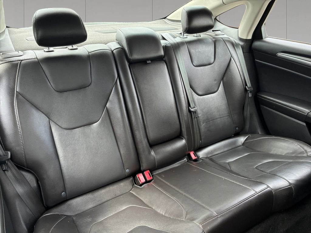 Used 2013 Ford Fusion Titanium AWD/4WD image 18
