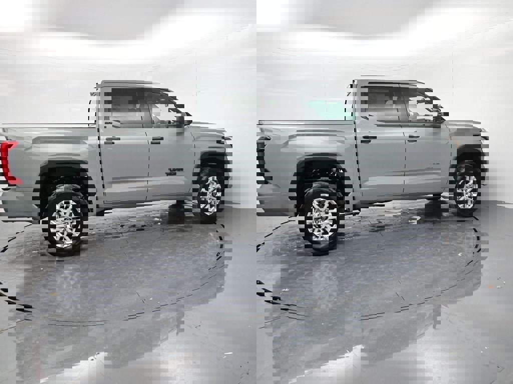New 2026 Toyota Tundra SR5 image 8