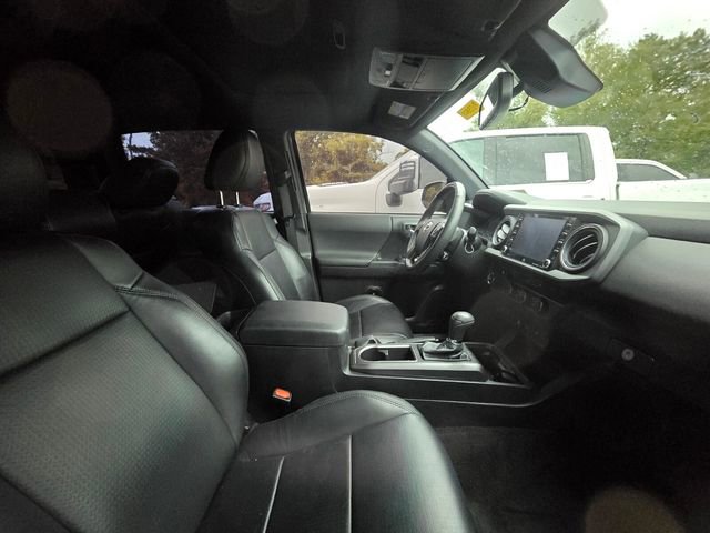 Used 2023 Toyota Tacoma TRD Sport w/ TRD Premium Sport Package RWD image 12