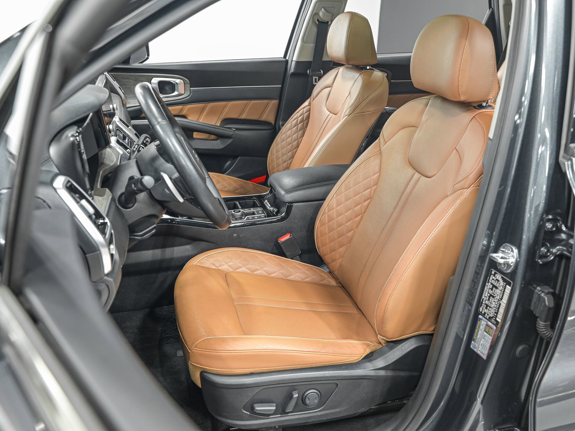 Used 2021 Kia Sorento SX Prestige image 16