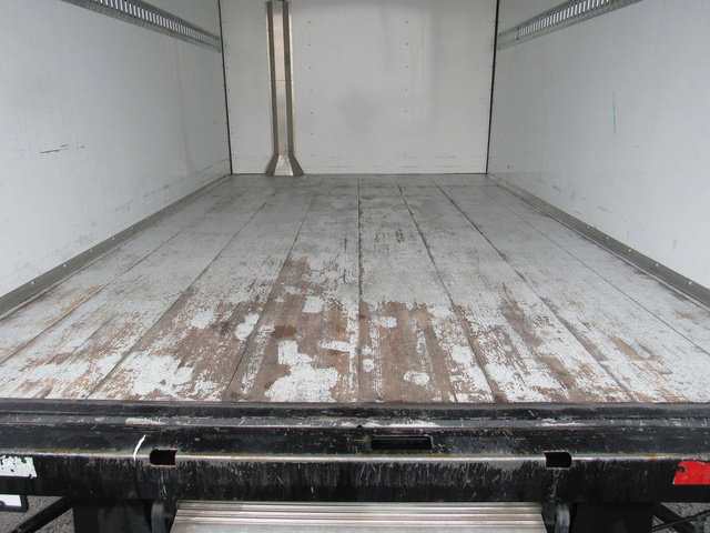 Used 2024 GMC Savana 3500 w/ Power Convenience Package image 21