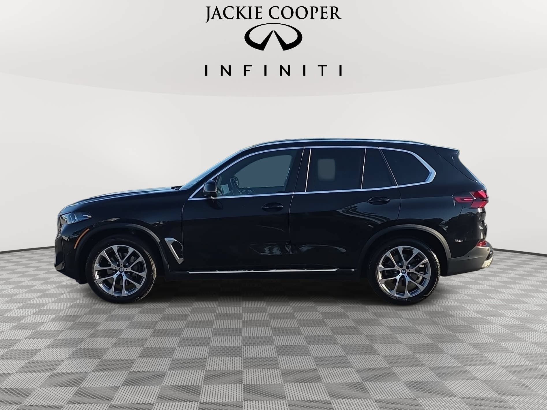 Used 2025 BMW X5 xDrive40i AWD/4WD image 8