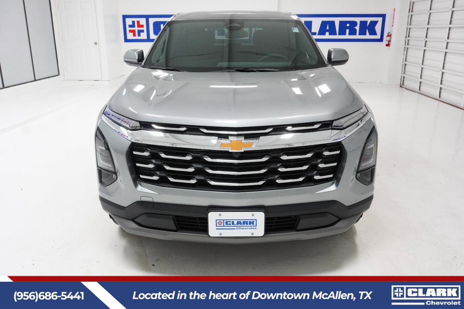 New 2026 Chevrolet Equinox LT image 2