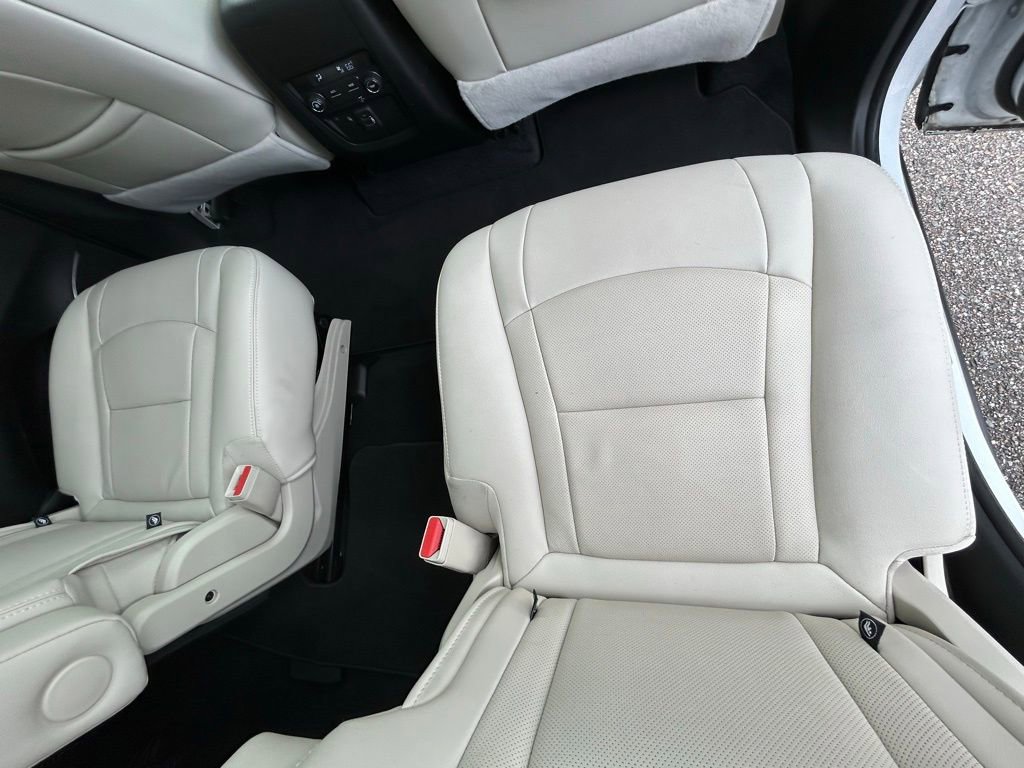 Used 2023 Buick Enclave Essence w/ Experience Buick Package image 52