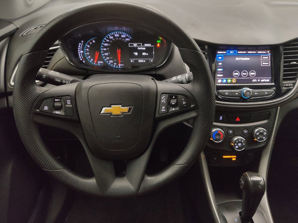 Used 2021 Chevrolet Trax LS w/ Tint and Cruise Package image 22