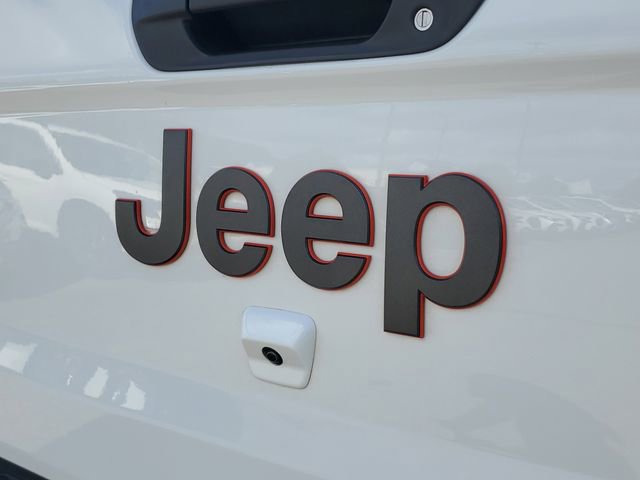 Certified 2022 Jeep Gladiator Mojave w/ Trailer Tow Package image 11