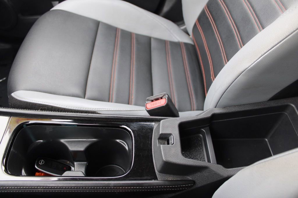 Used 2023 Nissan Kicks SR w/ SR Premium Package image 42