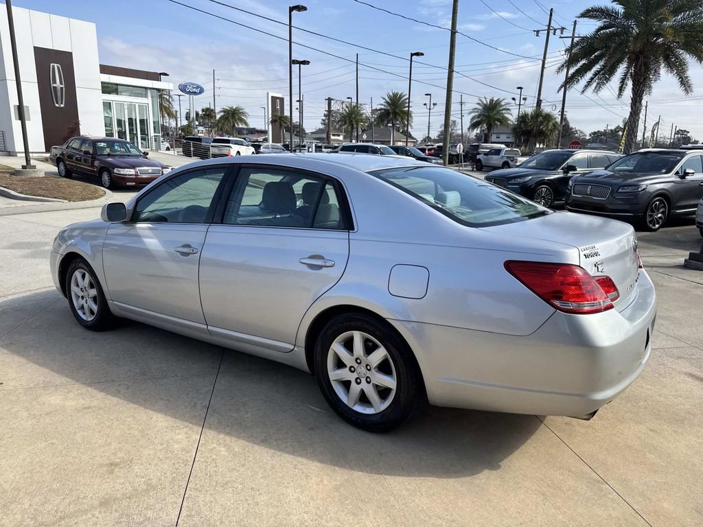 Used 2006 Toyota Avalon image 6