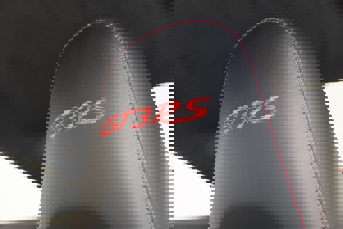 Used 2019 Porsche 911 GT3 RS image 41