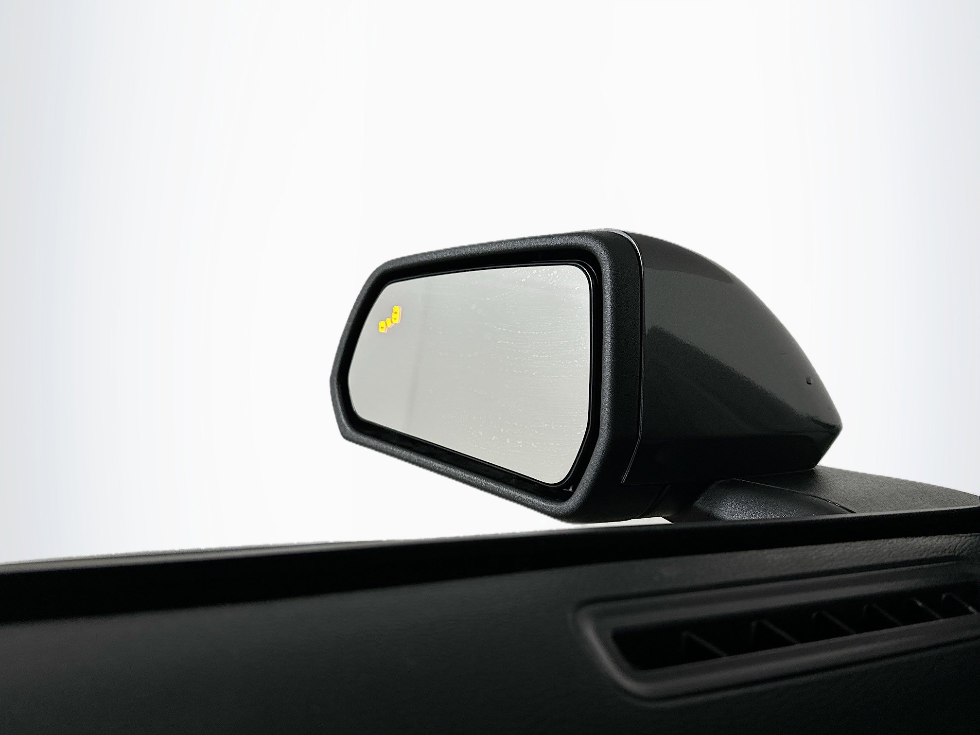 Used 2021 Ford Mustang Coupe image 16