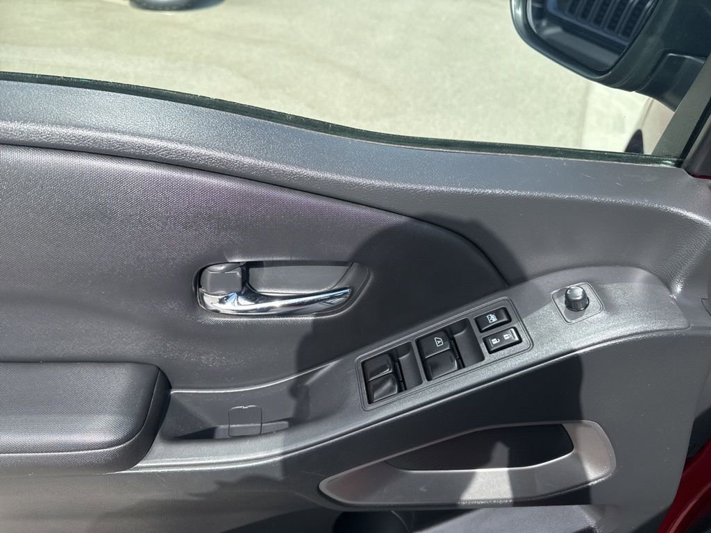 Used 2023 Nissan Frontier SV RWD image 14