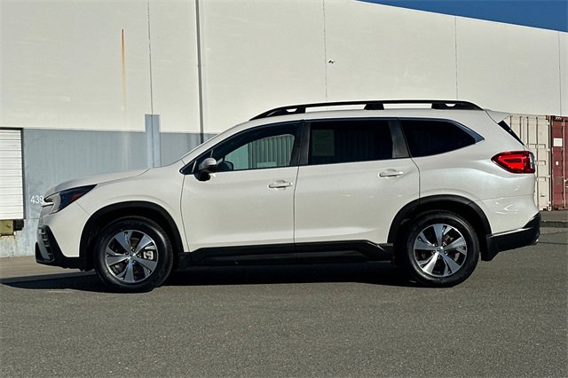 Used 2023 Subaru Ascent Premium w/ Convenience Package image 7
