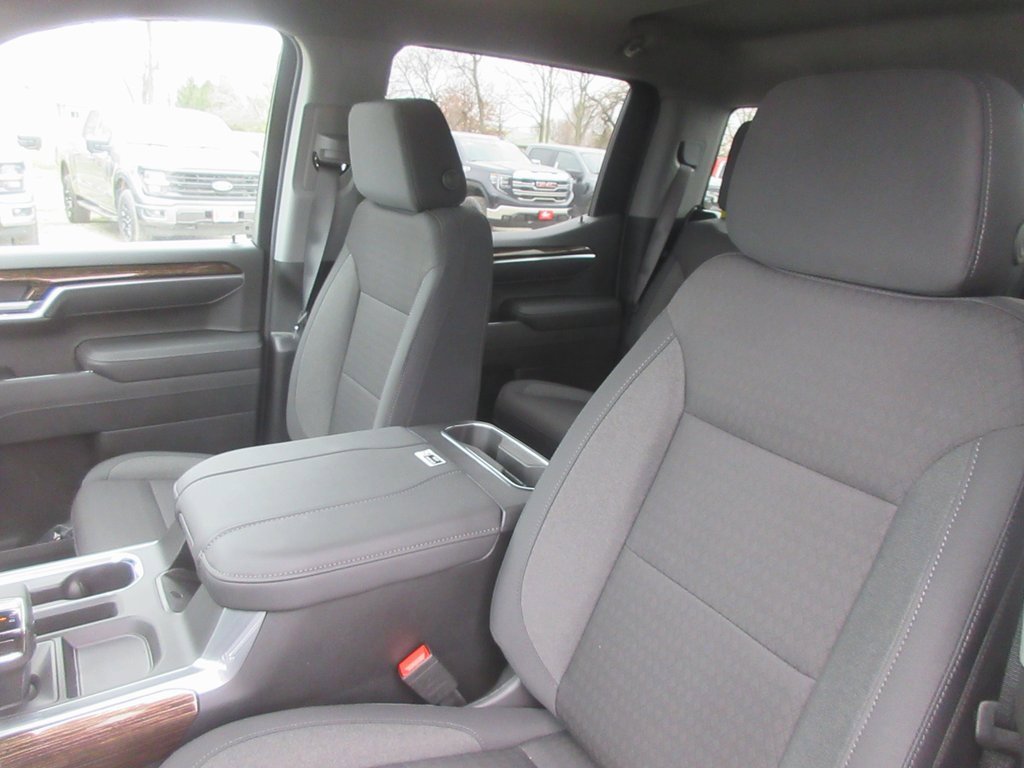 New 2026 GMC Sierra 1500 Elevation image 14