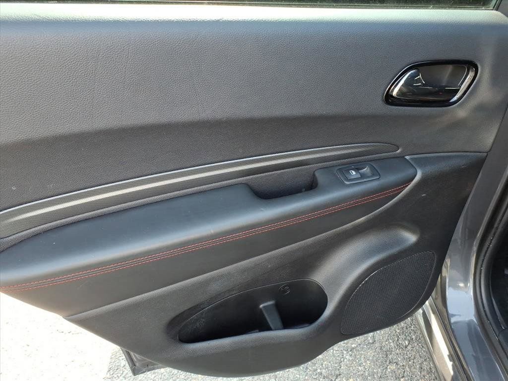 Used 2024 Dodge Durango GT image 20