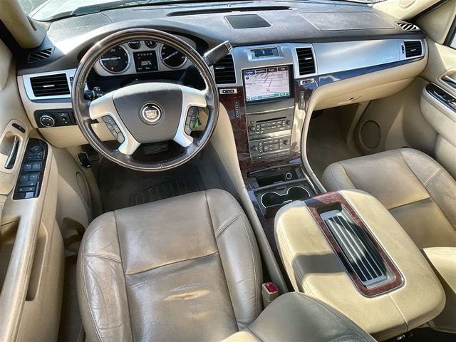 Used 2012 Cadillac Escalade EXT Premium image 20
