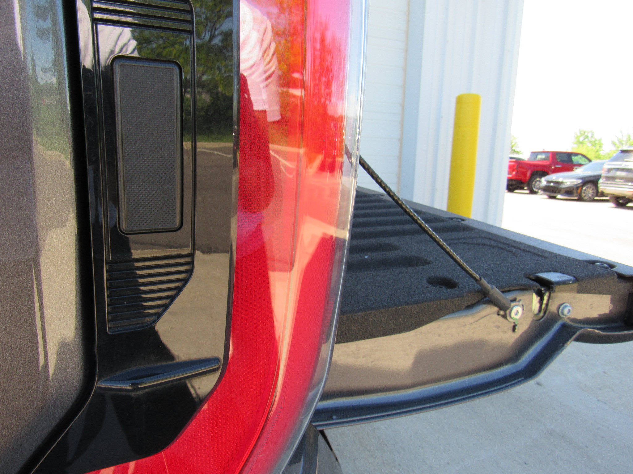Used 2023 Toyota Tundra Platinum AWD/4WD image 44