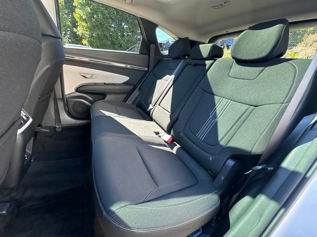 Used 2022 Hyundai Tucson SEL w/ Cargo Package AWD/4WD image 18