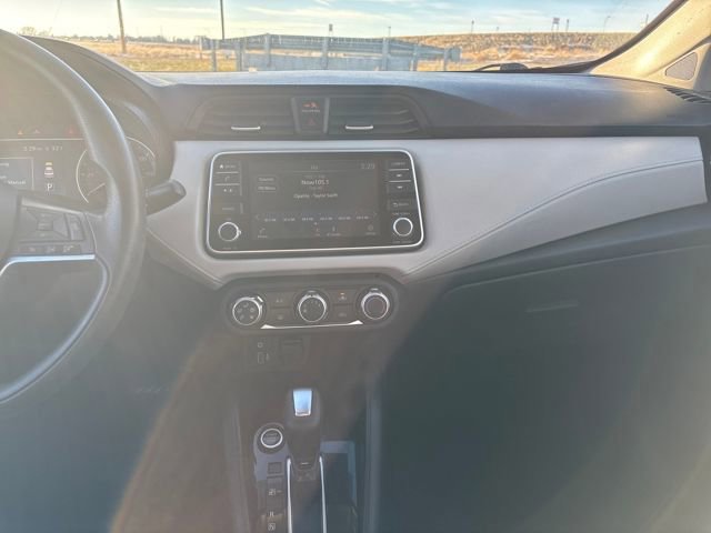 Used 2021 Nissan Versa SV image 17