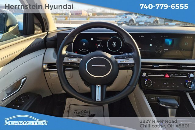 Certified 2025 Hyundai Tucson SEL image 8