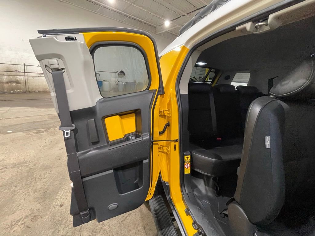 Used 2007 Toyota FJ Cruiser 4WD image 23