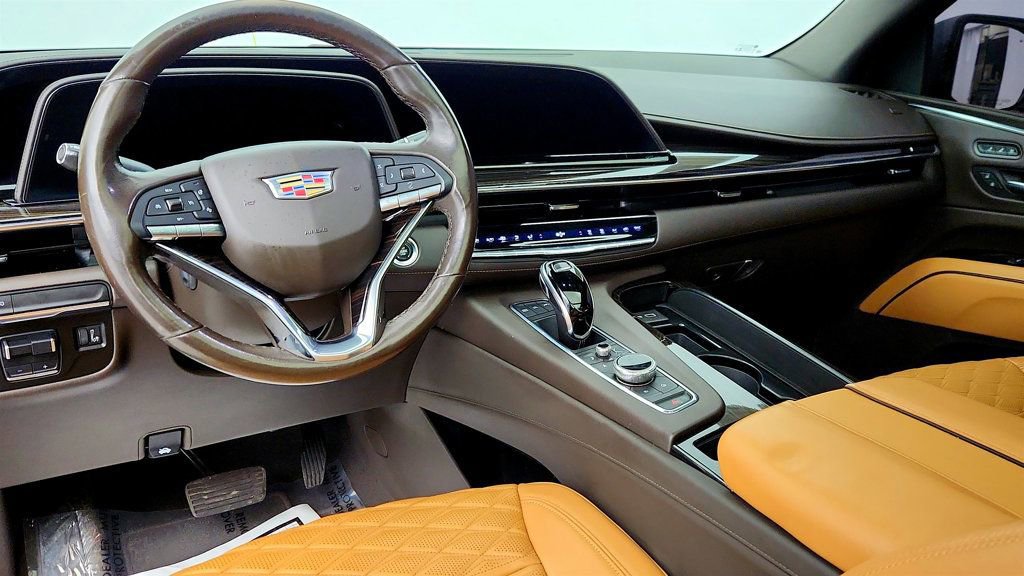 Used 2021 Cadillac Escalade Sport w/ Driver Assist Tech Package image 13