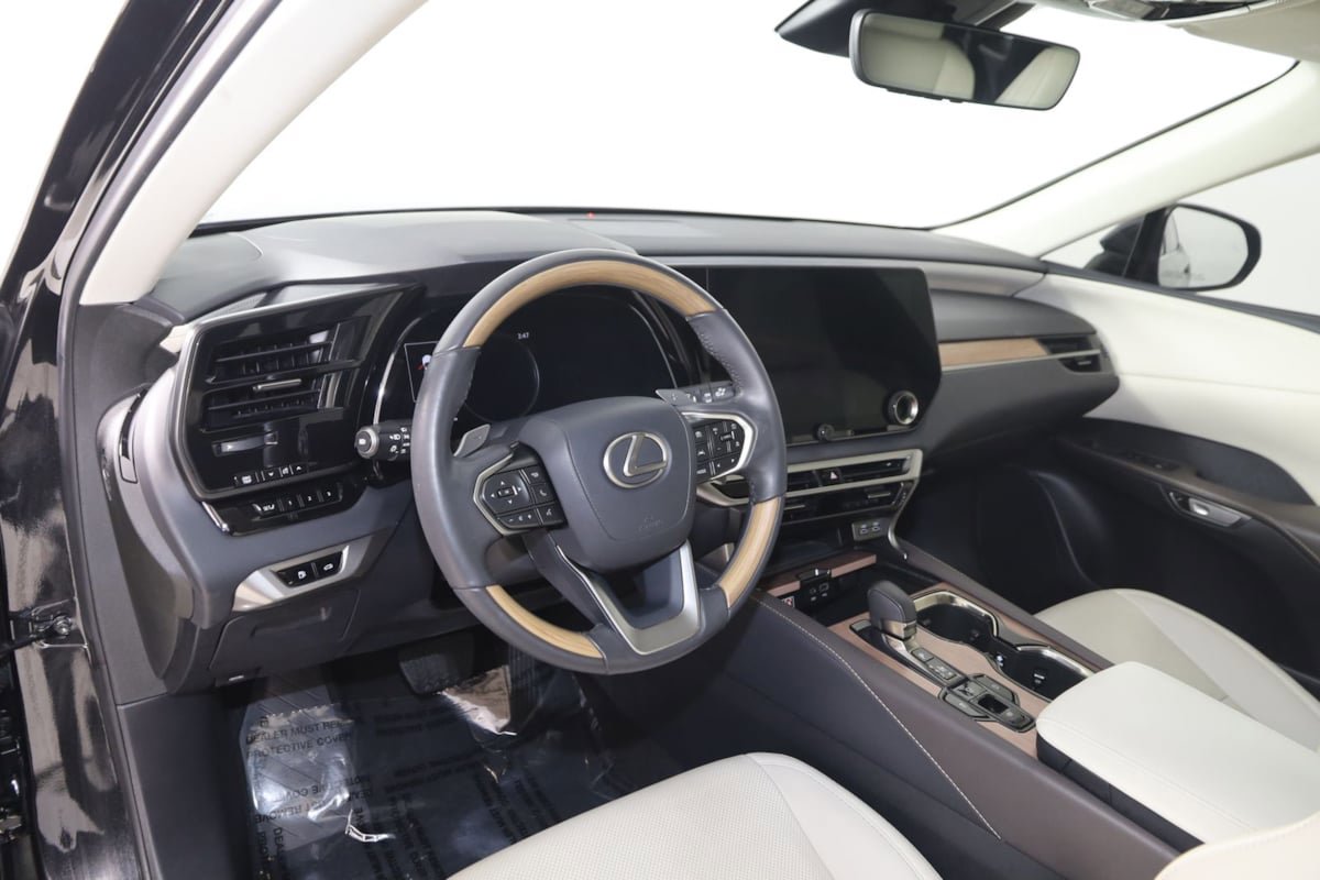 Used 2023 Lexus RX 350 Premium w/ Cold Area Package FWD image 25