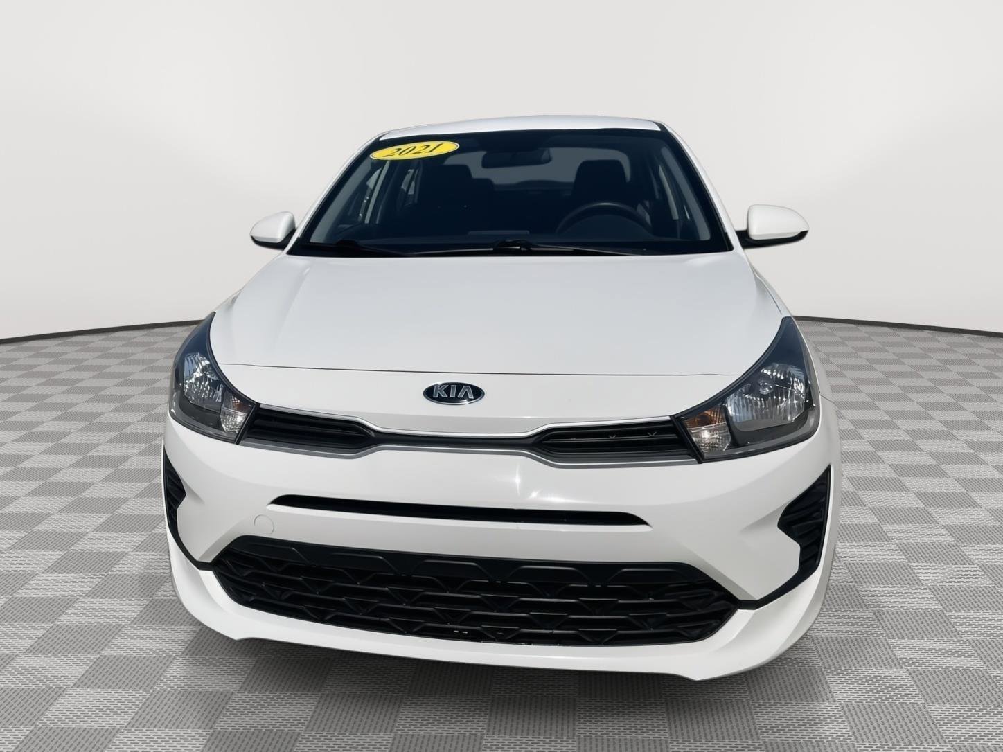 Used 2021 Kia Rio LX image 2