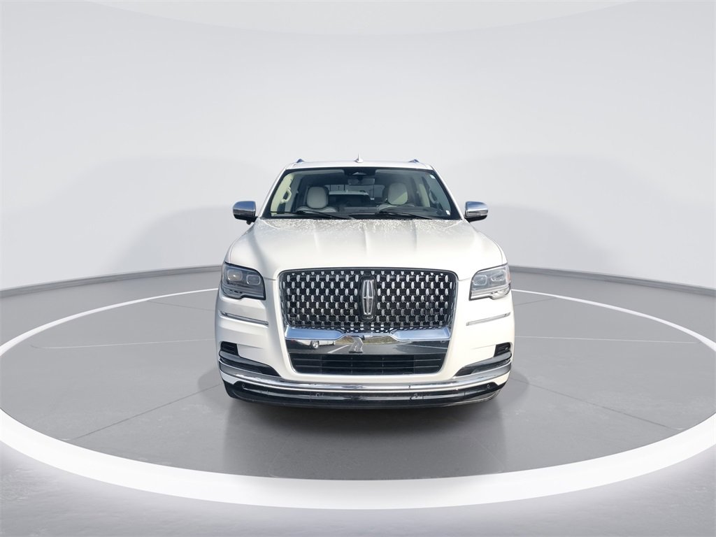 Used 2024 Lincoln Navigator L Black Label image 3