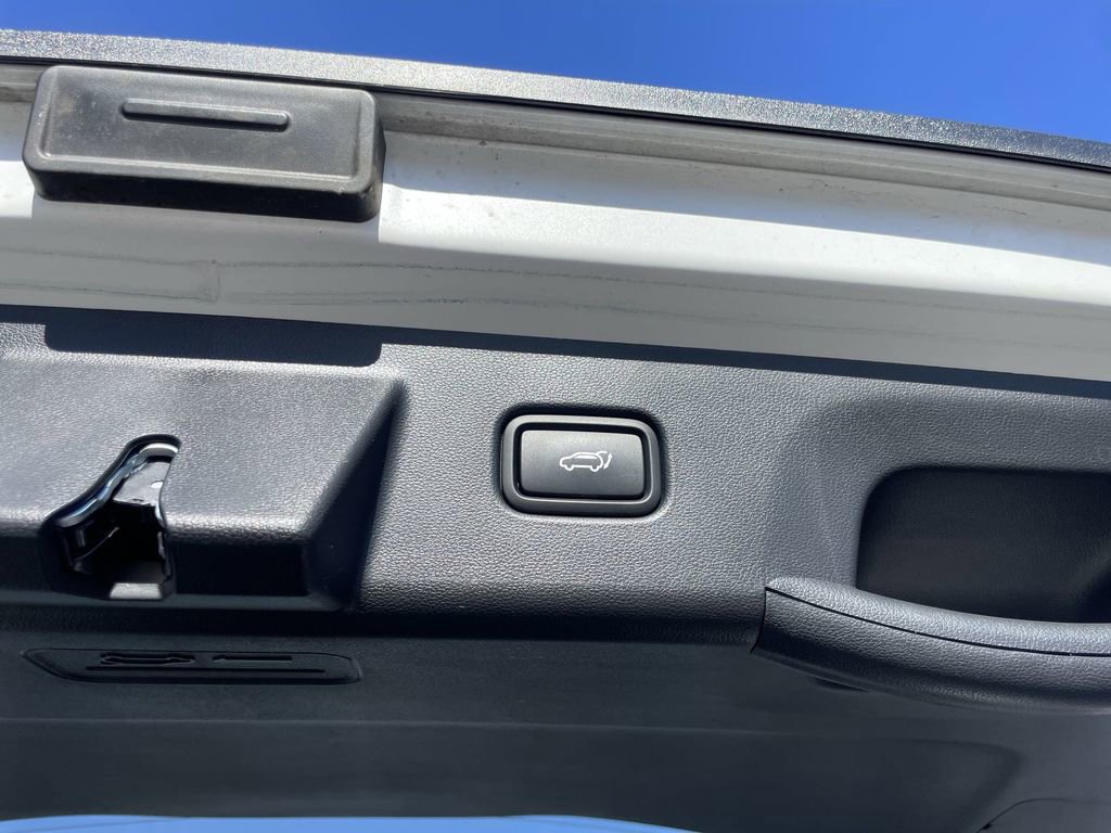 Used 2022 Hyundai Tucson Limited image 40