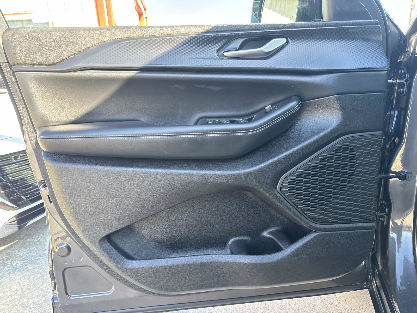 Used 2024 Jeep Grand Cherokee L Altitude image 18