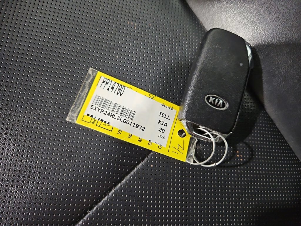 Used 2020 Kia Telluride LX FWD image 28
