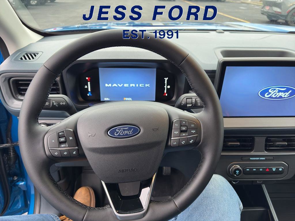 New 2025 Ford Maverick XLT w/ XLT Luxury Package image 18
