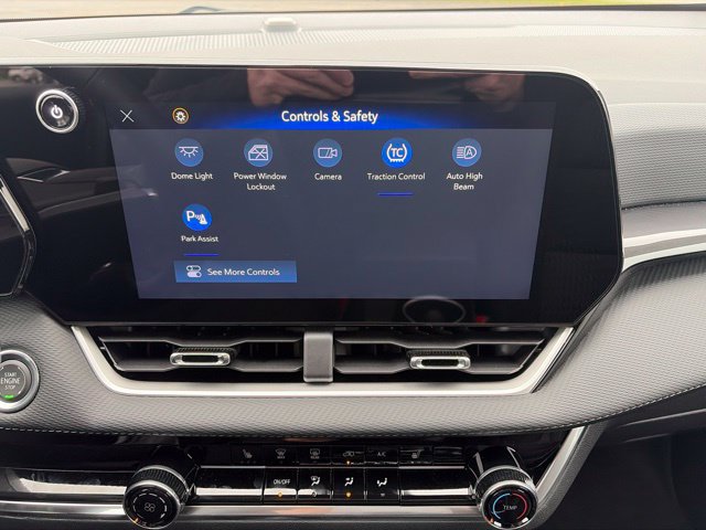 Used 2026 Chevrolet Equinox LT w/ LPO, Floor Liner Package FWD image 23
