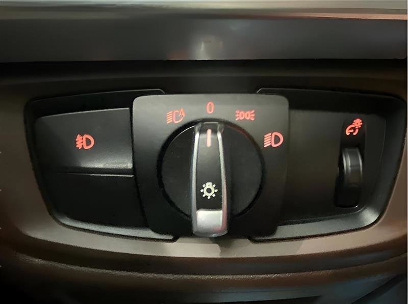 Used 2017 BMW X5 xDrive50i image 25