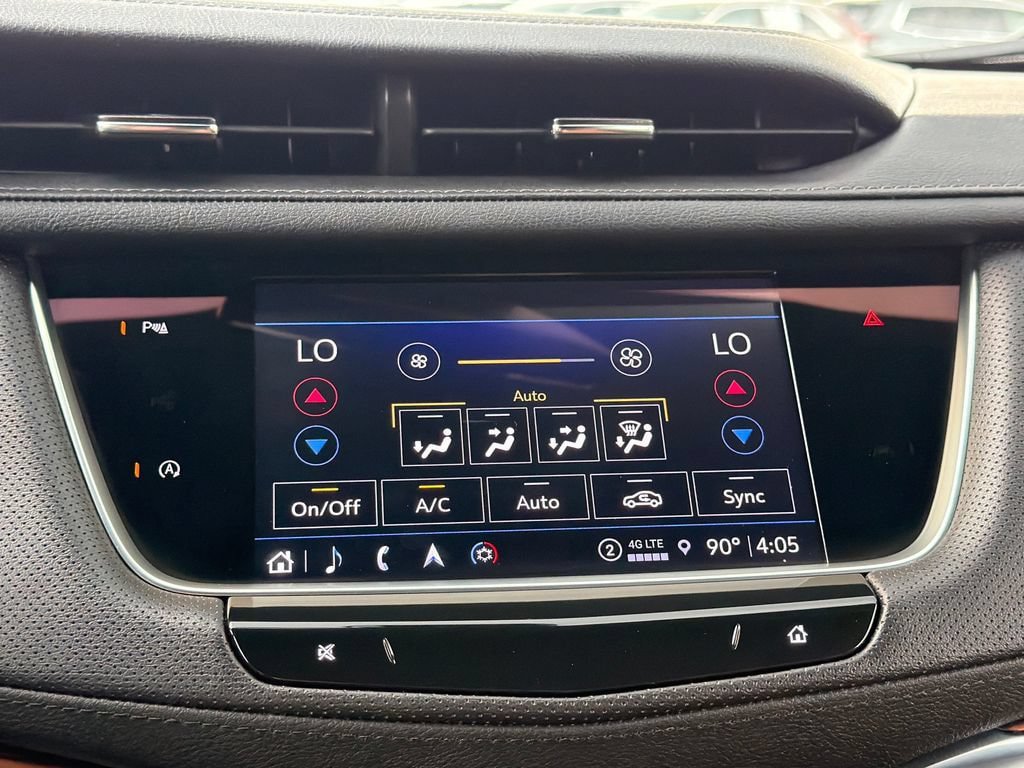 Certified 2023 Cadillac XT5 Premium Luxury AWD/4WD image 9