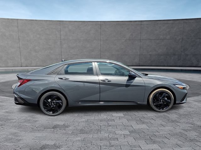 New 2026 Hyundai Elantra SEL Sport FWD image 8