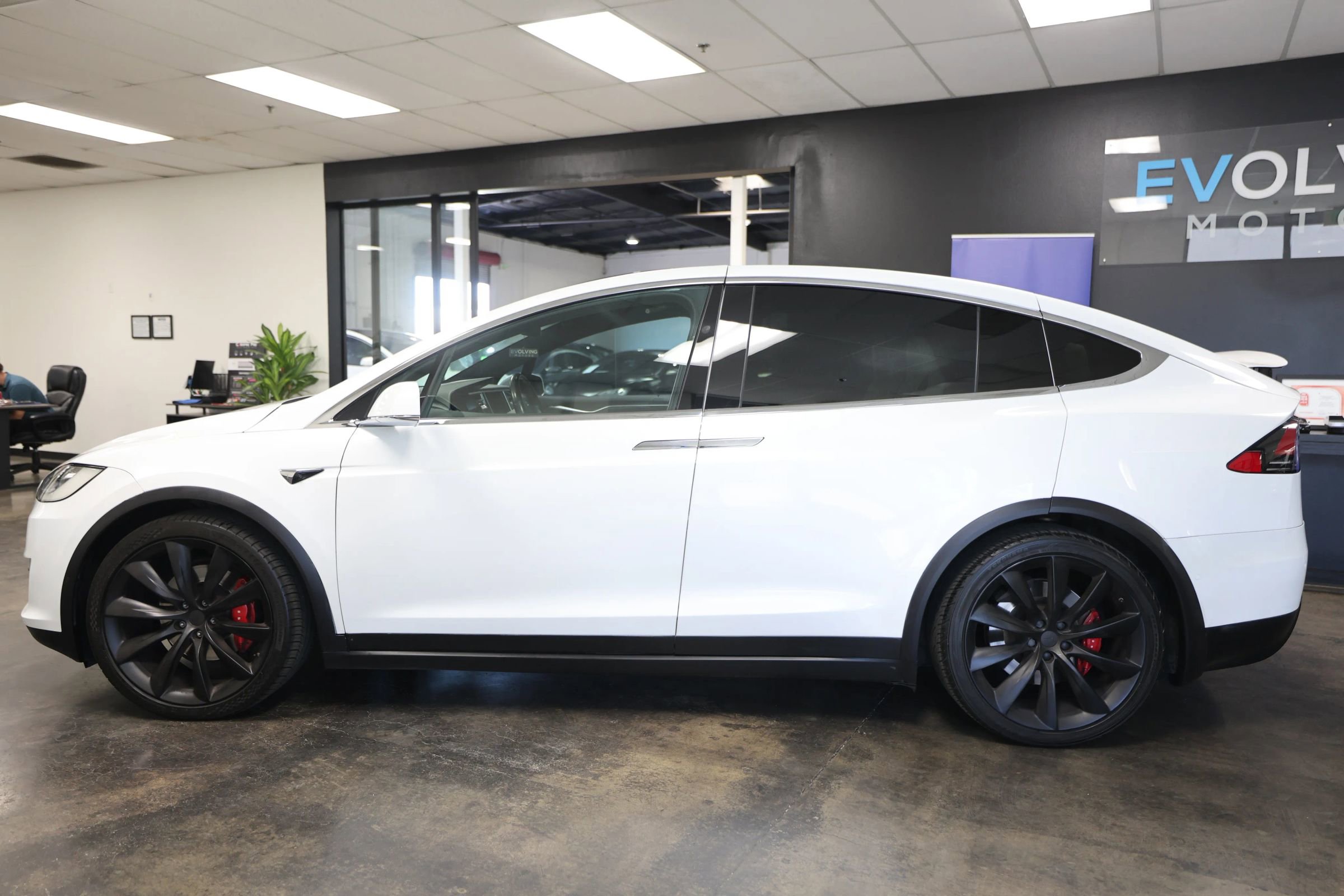 Used 2017 Tesla Model X P100D image 11