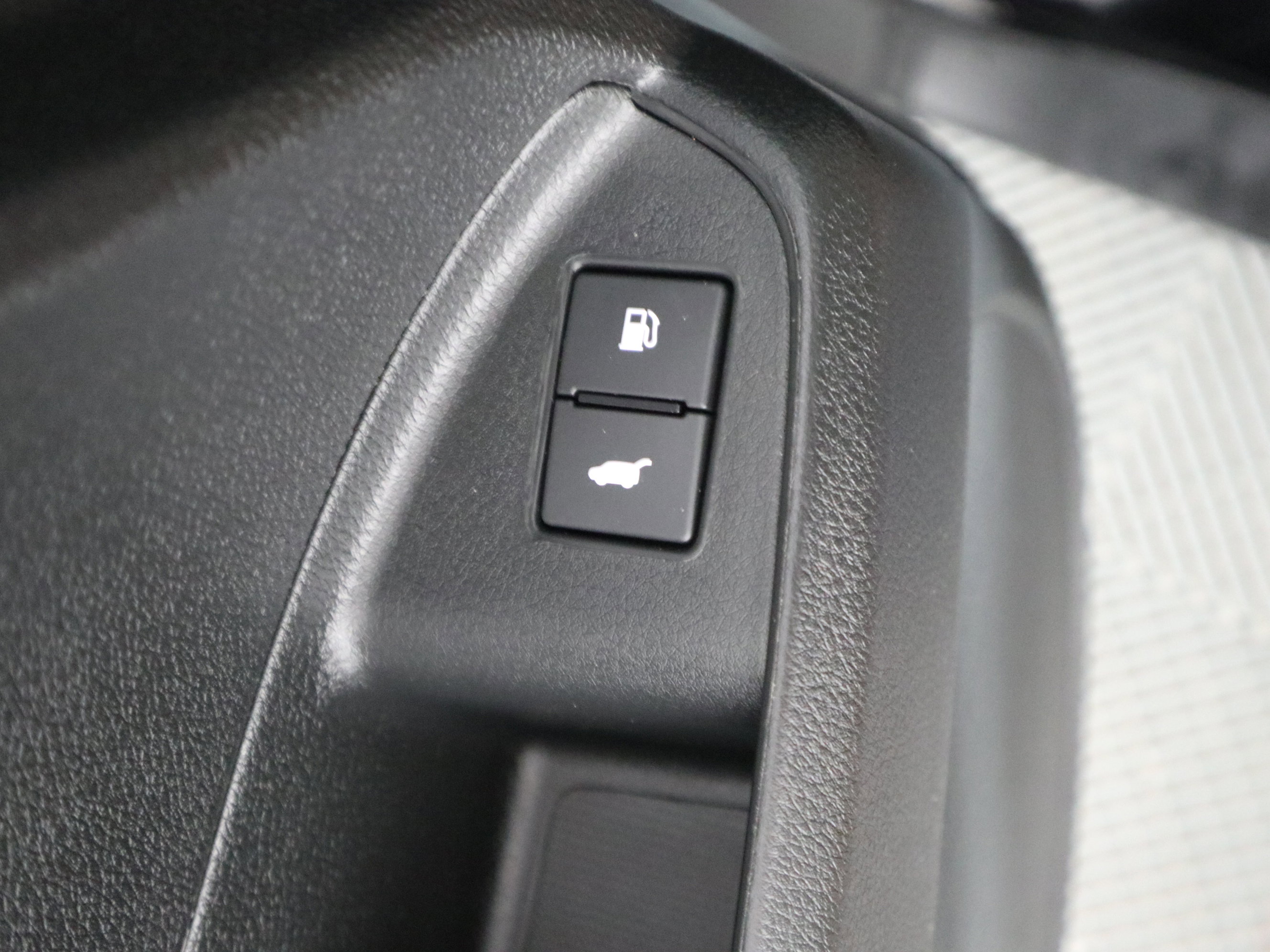 Used 2024 Honda Passport EX-L image 38