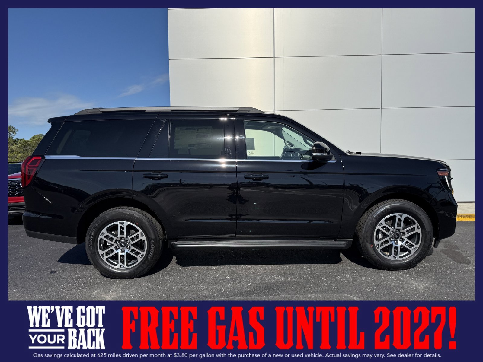 New 2026 Ford Expedition Active RWD image 3