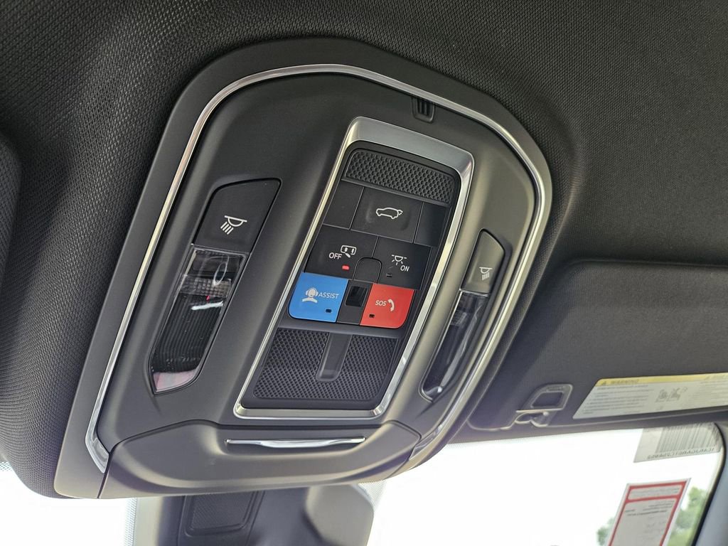 New 2026 Jeep Grand Cherokee Altitude RWD image 20