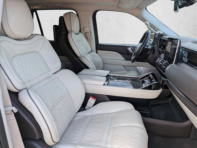 Used 2020 Lincoln Navigator Black Label image 17