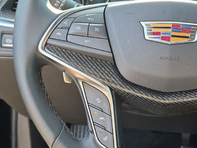 Used 2026 Cadillac XT5 Sportv w/ LPO, Floor Liner Package AWD/4WD image 11