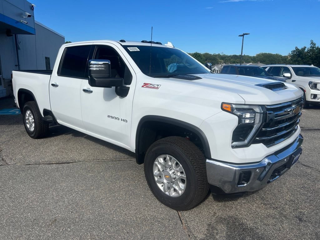 New 2026 Chevrolet Silverado 2500 LTZ w/ LTZ Convenience Package AWD/4WD image 4