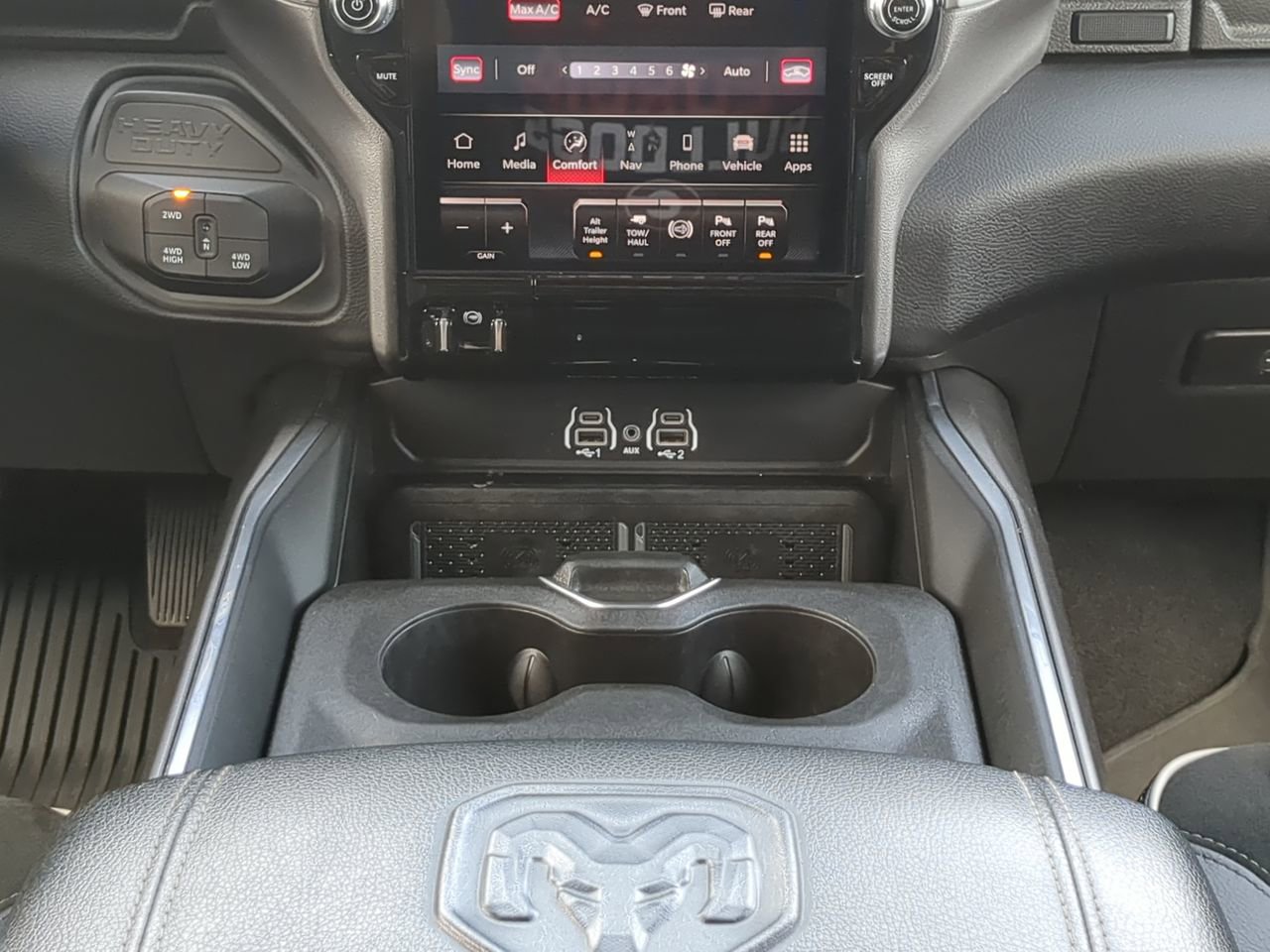 Used 2025 RAM 3500 Laramie image 17
