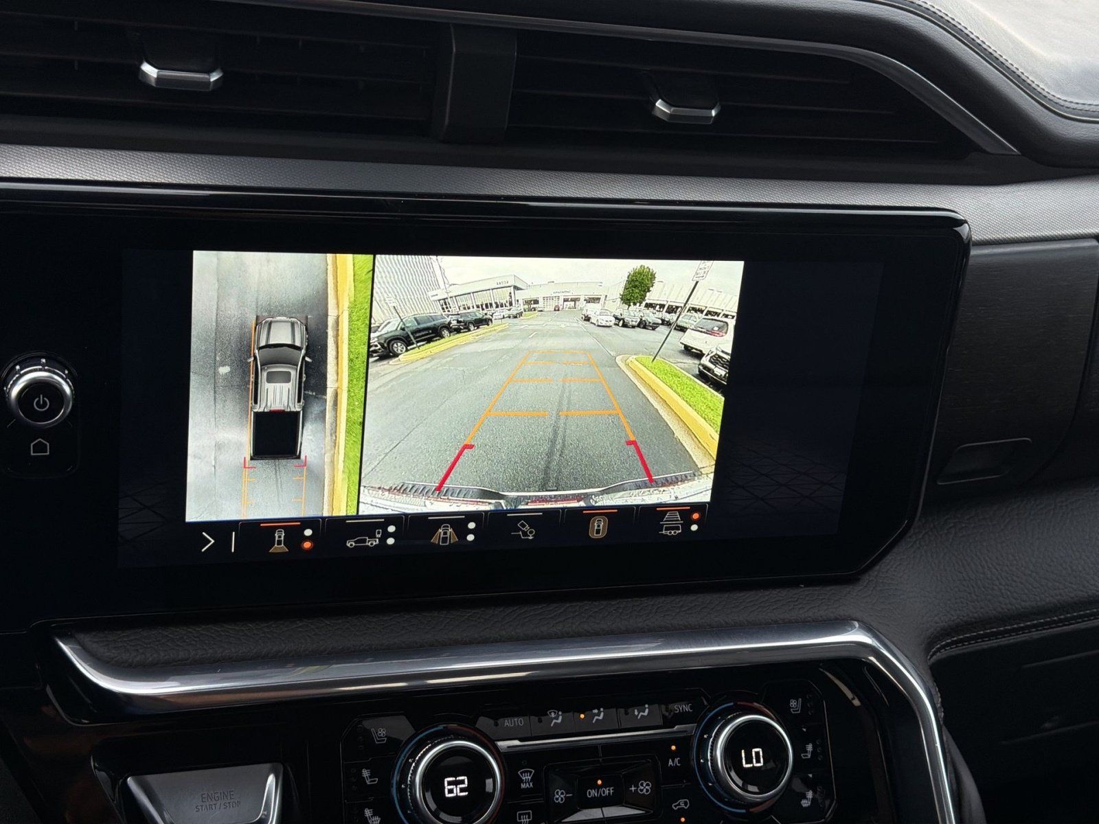 Used 2024 GMC Sierra 1500 Denali AWD/4WD image 19